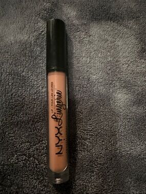 NYX Lingerie Liquid Lipstick - Ruffle Trim